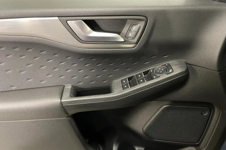 Ford Kuga din 2021 cu 54.271 km - oferta FOR219446 - foto 23