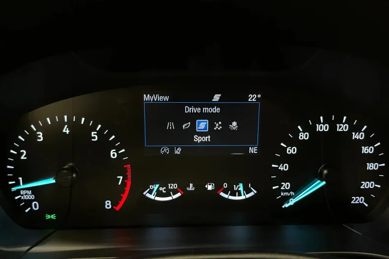 Ford Kuga din 2021 cu 54.271 km - oferta FOR219446 - foto 26