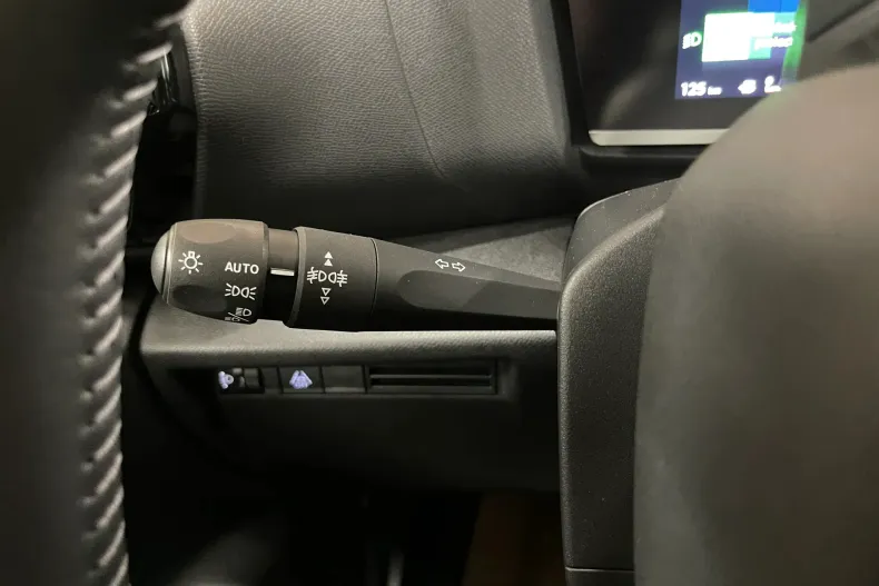 Citroën C4 din 2022 cu 24.337 km - oferta CIT219447 - foto 22