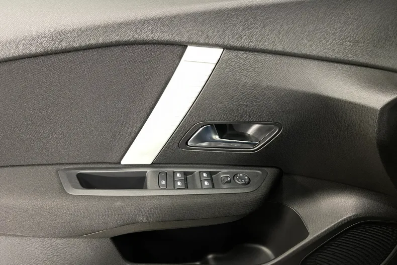Citroën C4 din 2022 cu 24.337 km - oferta CIT219447 - foto 23