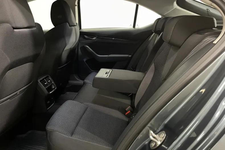 Skoda Octavia din 2021 cu 68.388 km - oferta SKO219452 - foto 11