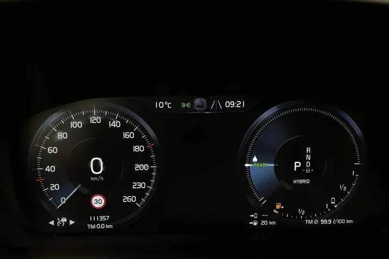 Volvo XC40 din 2020 cu 111.357 km - oferta VOL219456 - foto 24