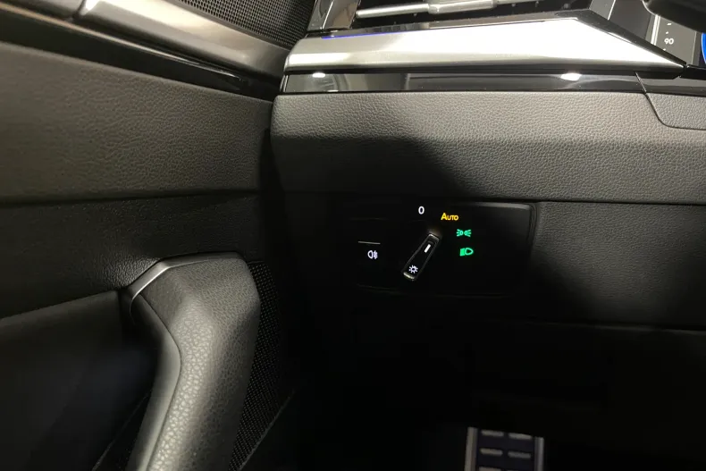 Volkswagen Arteon din 2021 cu 115.462 km - oferta VOL219461 - foto 26