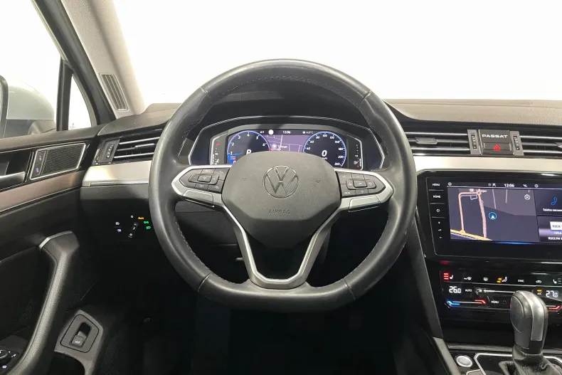 Volkswagen Passat din 2021 cu 139.147 km - oferta VOL219465 - foto 6
