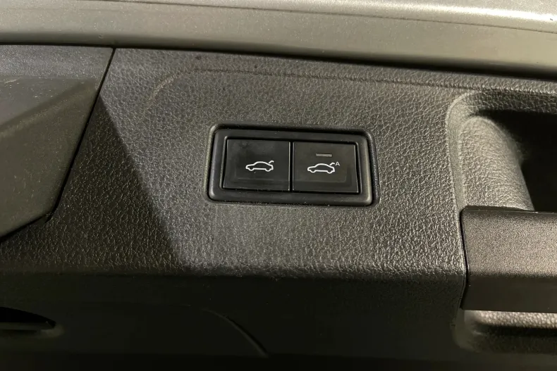 Volkswagen Passat din 2021 cu 139.147 km - oferta VOL219465 - foto 22