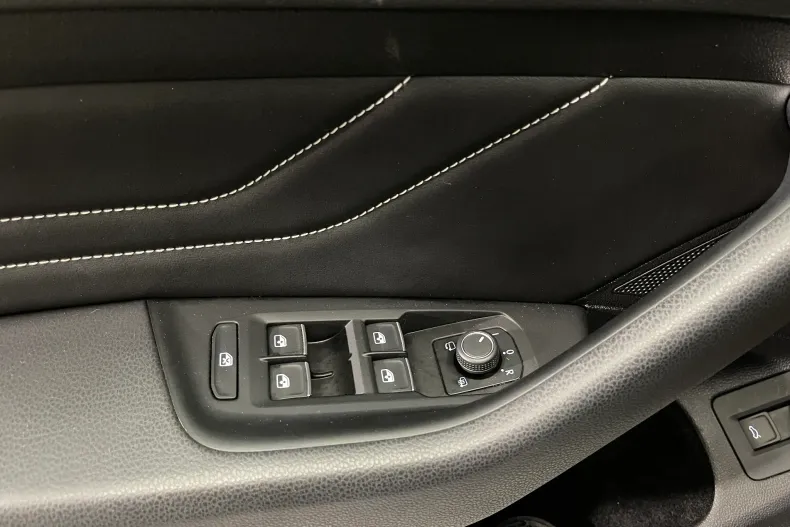 Volkswagen Passat din 2021 cu 139.147 km - oferta VOL219465 - foto 23