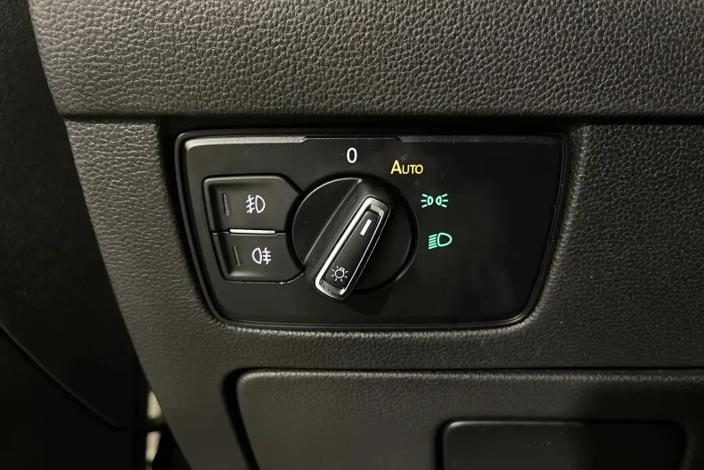 Volkswagen Passat din 2021 cu 139.147 km - oferta VOL219465 - foto 24