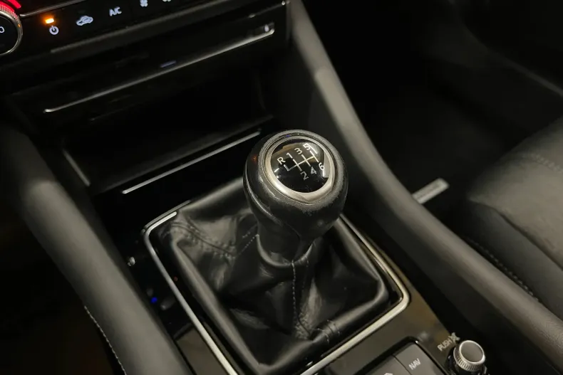 Mazda 6 din 2020 cu 167.535 km - oferta MAZ219466 - foto 23