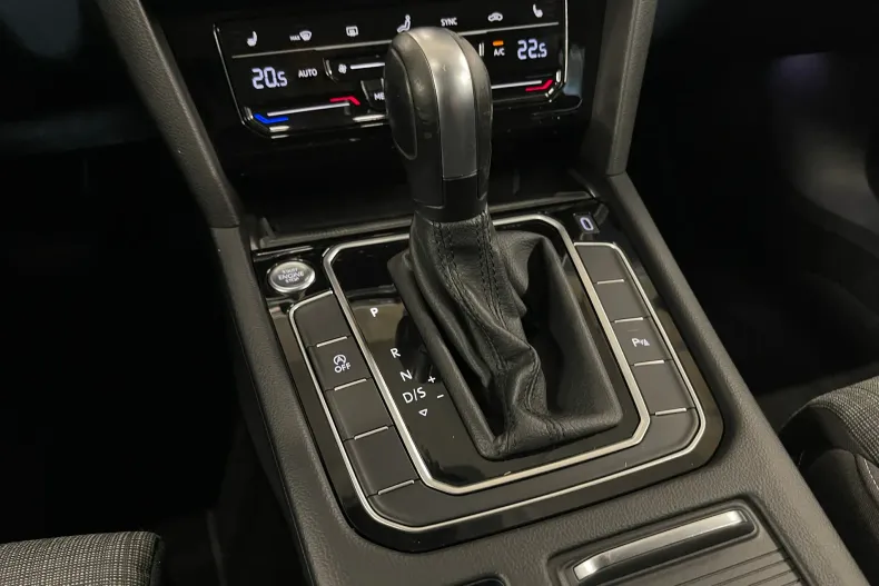 Volkswagen Passat din 2021 cu 108.362 km - oferta VOL219470 - foto 20