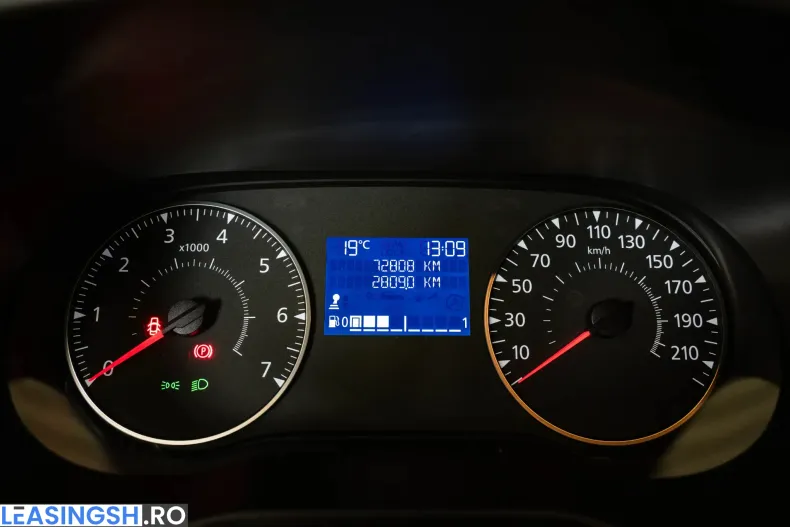 Dacia Duster din 2020 cu 72.808 km - oferta DAC219475 - foto 13
