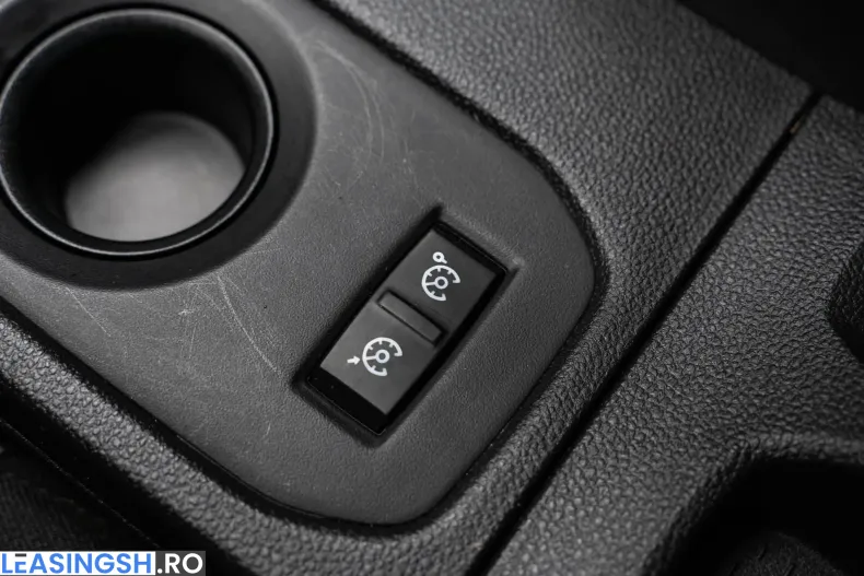 Dacia Duster din 2020 cu 72.808 km - oferta DAC219475 - foto 14