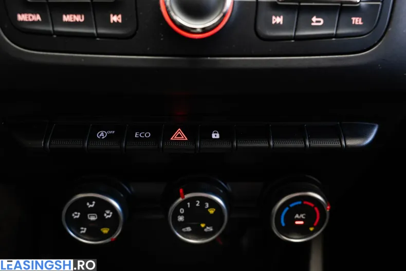 Dacia Duster din 2020 cu 72.808 km - oferta DAC219475 - foto 17
