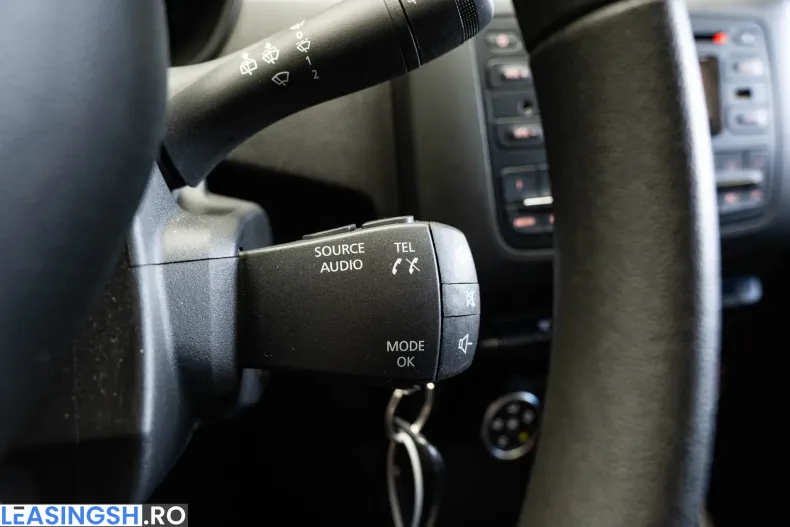 Dacia Duster din 2020 cu 72.808 km - oferta DAC219475 - foto 21