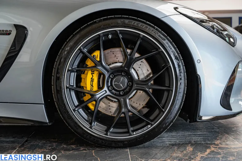 Mercedes-Benz AMG GT (Clasa GT) din 2024 cu 14.674 km - oferta MER219483 - foto 14