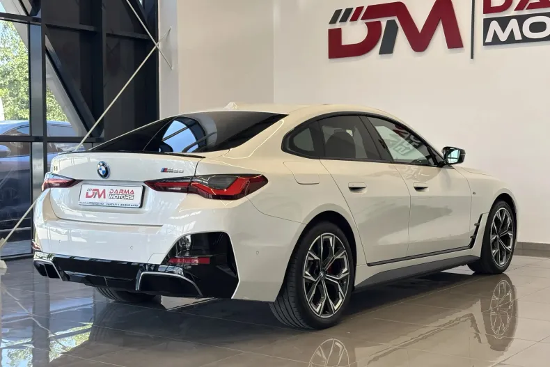 BMW i4 (Seria 4) din 2022 cu 45.000 km - oferta BMW219488 - foto 4