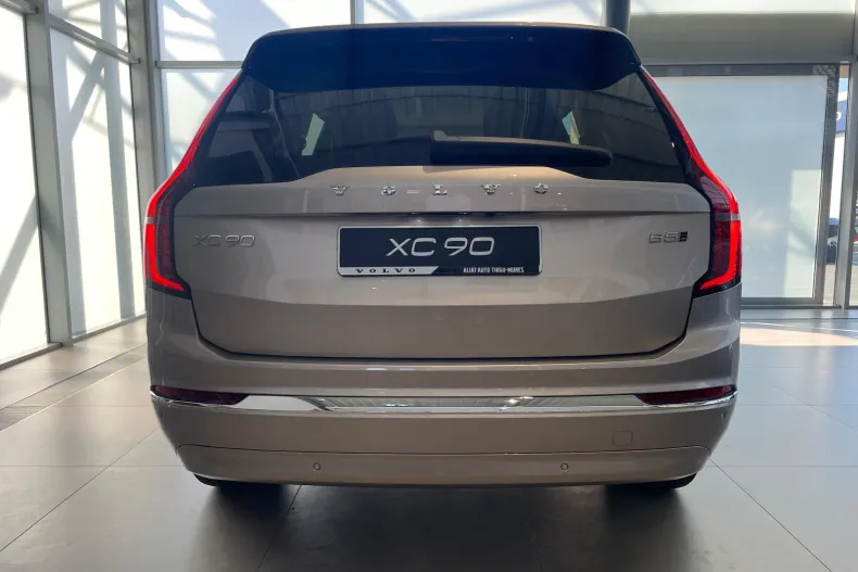 Volvo XC90 din 2026 cu 9 km - oferta VOL219492 - foto 6
