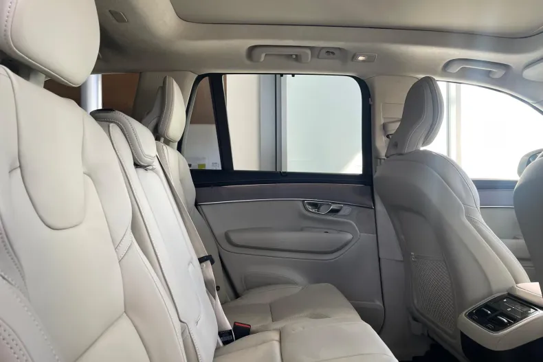 Volvo XC90 din 2026 cu 9 km - oferta VOL219492 - foto 17