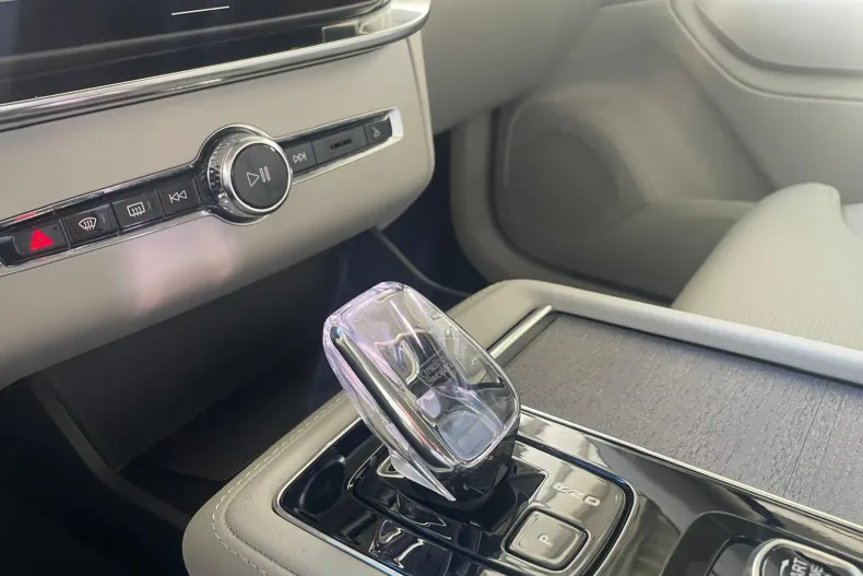 Volvo XC90 din 2026 cu 9 km - oferta VOL219493 - foto 15