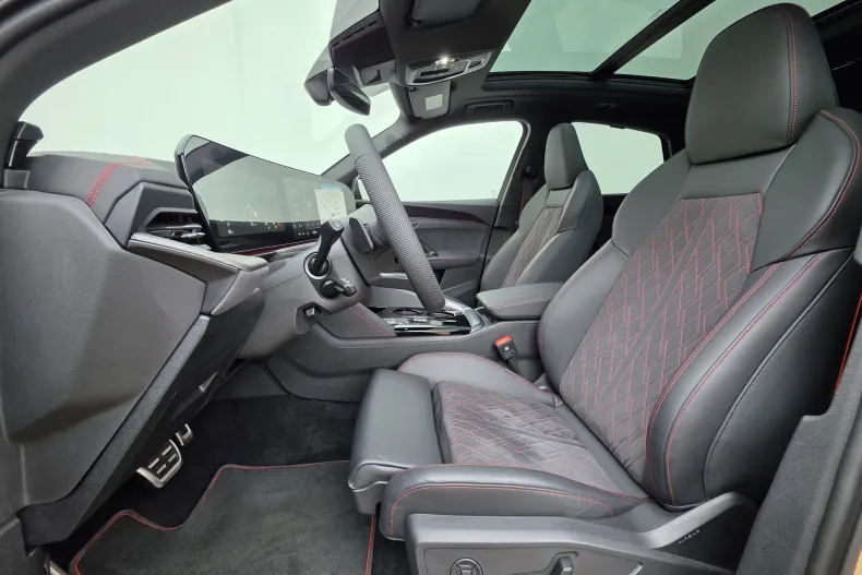 Audi SQ5 Sportback din 2025 cu 8.380 km - oferta AUD219502 - foto 16