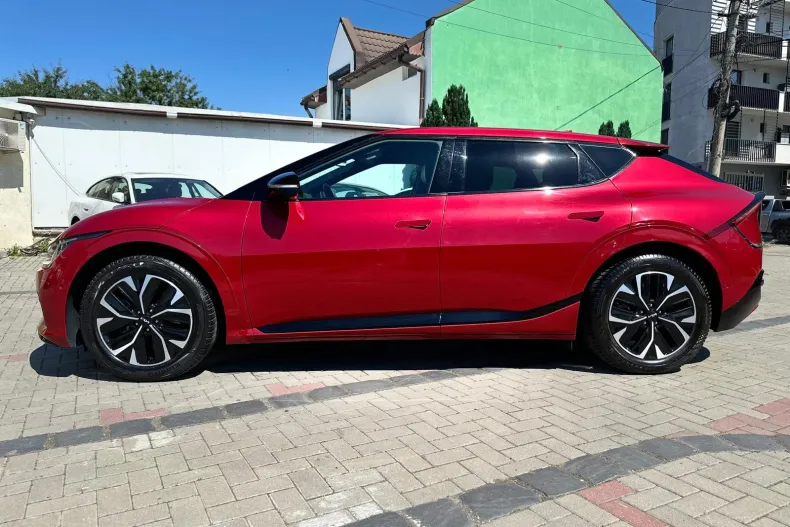Kia EV6 din 2022 cu 42.002 km - oferta KIA219508 - foto 14