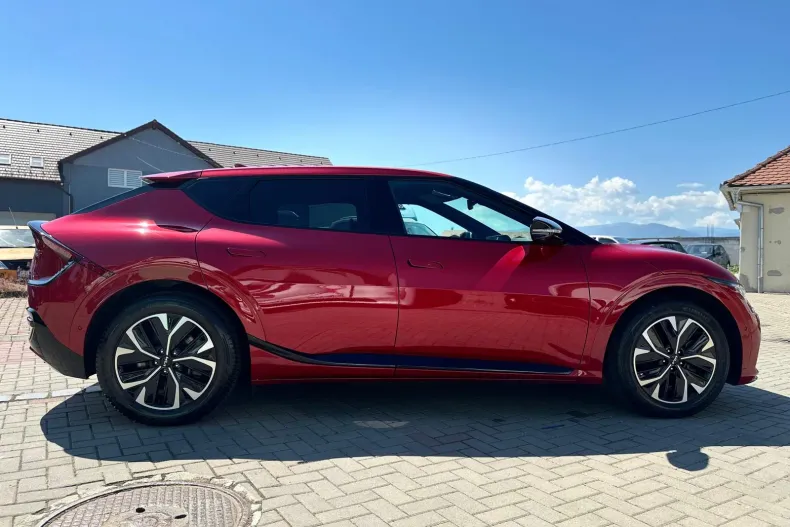 Kia EV6 din 2022 cu 42.002 km - oferta KIA219508 - foto 15
