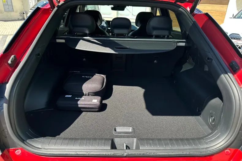 Kia EV6 din 2022 cu 42.002 km - oferta KIA219508 - foto 39