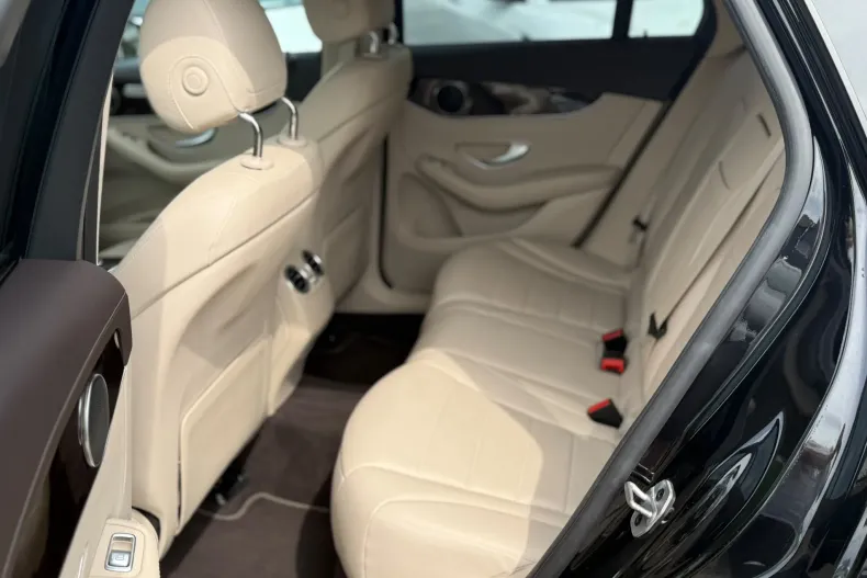 Mercedes-Benz GLC (Clasa GLC) din 2022 cu 82.355 km - oferta MER219510 - foto 34