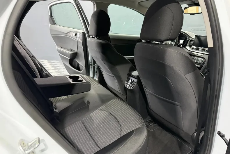 Kia XCeed din 2022 cu 64.120 km - oferta KIA219515 - foto 18