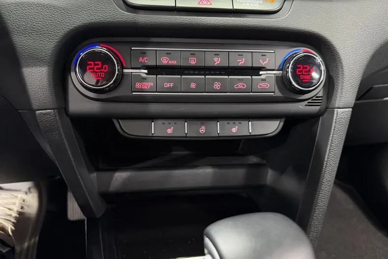 Kia XCeed din 2022 cu 64.120 km - oferta KIA219515 - foto 24