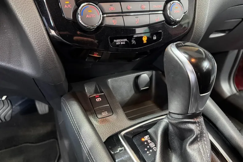 Nissan Qashqai din 2020 cu 100.506 km - oferta NIS219516 - foto 11