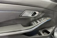 BMW 330e (Seria 3) din 2021 cu 102.577 km - oferta BMW219518 - foto 25