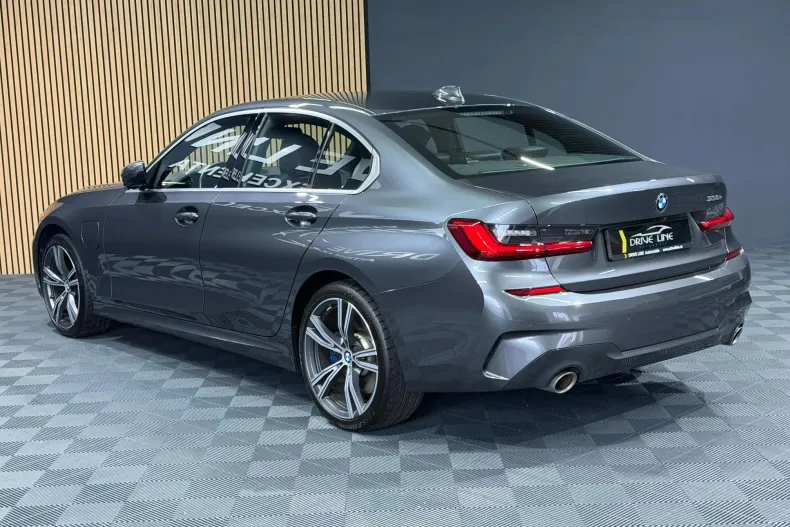 BMW 330e (Seria 3) din 2021 cu 102.577 km - oferta BMW219518 - foto 36