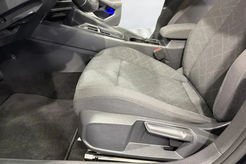 Volkswagen Golf din 2022 cu 146.258 km - oferta VOL219519 - foto 29