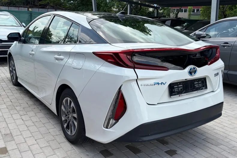 Toyota Prius din 2020 cu 138.634 km - oferta TOY219520 - foto 34