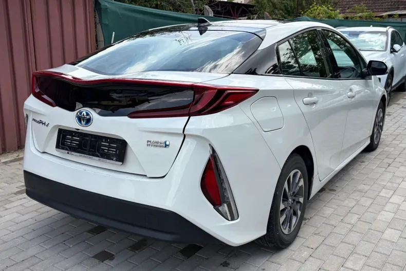 Toyota Prius din 2020 cu 138.634 km - oferta TOY219520 - foto 35