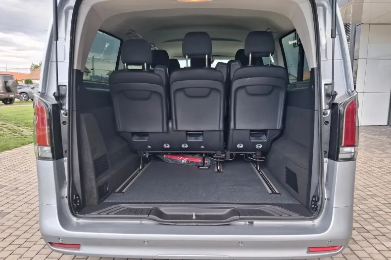 Mercedes-Benz Vito din 2026 cu 1.950 km - oferta MER219522 - foto 8