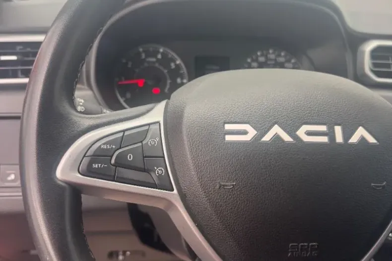 Dacia Duster din 2022 cu 52.176 km - oferta DAC219531 - foto 19
