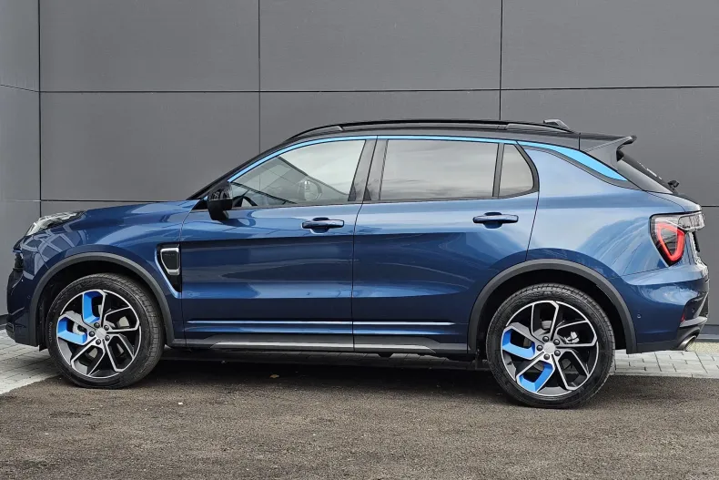 Lynk & Co 01 din 2023 cu 4.500 km - oferta LYN219533 - foto 2