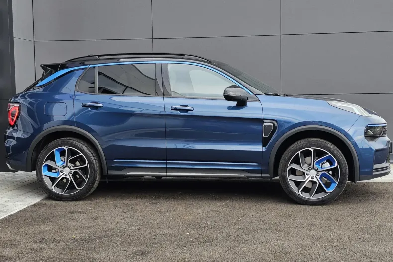 Lynk & Co 01 din 2023 cu 4.500 km - oferta LYN219533 - foto 7