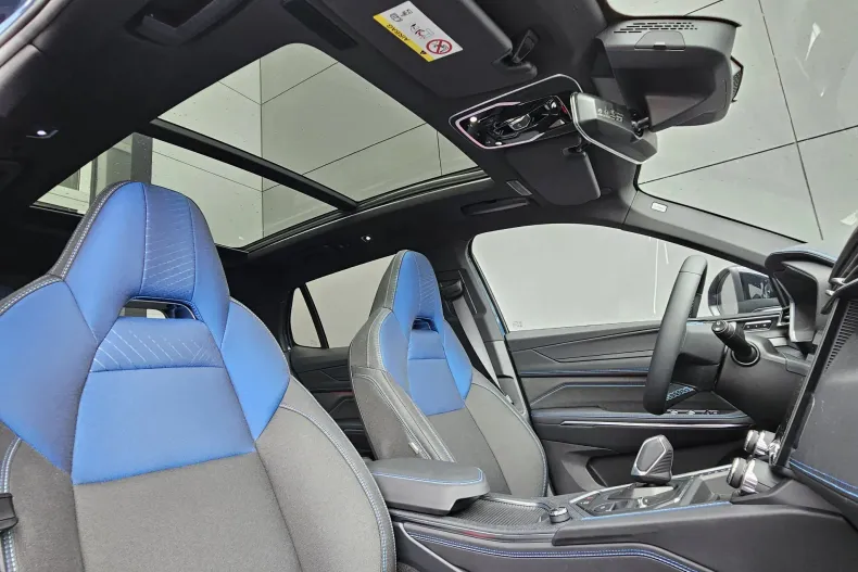 Lynk & Co 01 din 2023 cu 4.500 km - oferta LYN219533 - foto 13