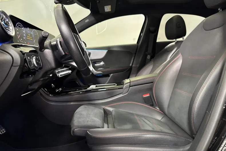Mercedes-Benz A 200 (Clasa A) din 2022 cu 63.328 km - oferta MER219546 - foto 9