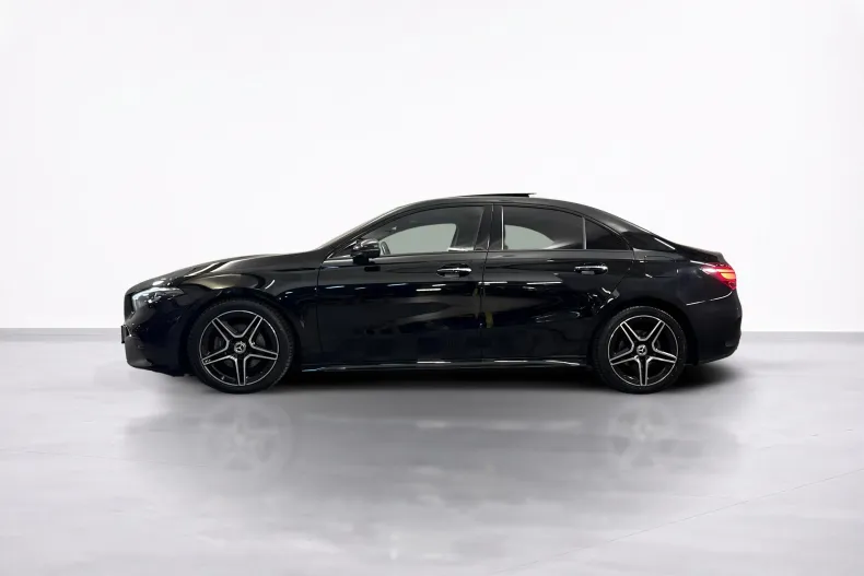 Mercedes-Benz A 200 (Clasa A) din 2022 cu 63.328 km - oferta MER219546 - foto 15