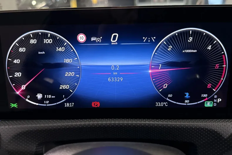 Mercedes-Benz A 200 (Clasa A) din 2022 cu 63.328 km - oferta MER219546 - foto 25