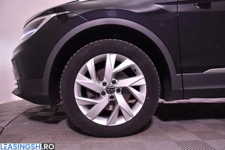 Volkswagen Tiguan din 2023 cu 75.340 km - oferta VOL219548 - foto 13