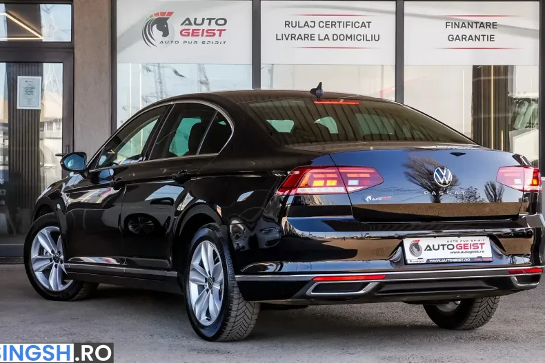 Volkswagen Passat din 2021 cu 59.000 km - oferta VOL219551 - foto 4