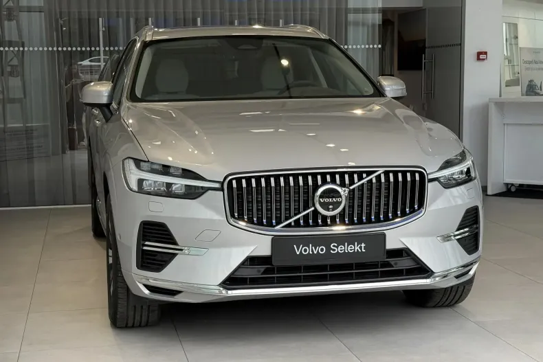 Volvo XC60 din 2025 cu 1 km - oferta VOL219554 - foto 3