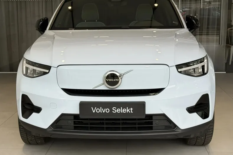 Volvo C40 din 2023 cu 20.900 km - oferta VOL219557 - foto 3
