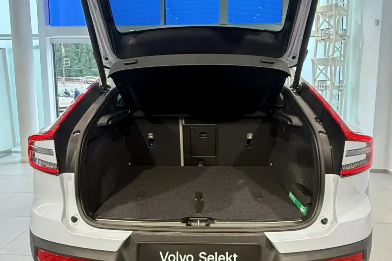 Volvo C40 din 2023 cu 20.900 km - oferta VOL219557 - foto 16