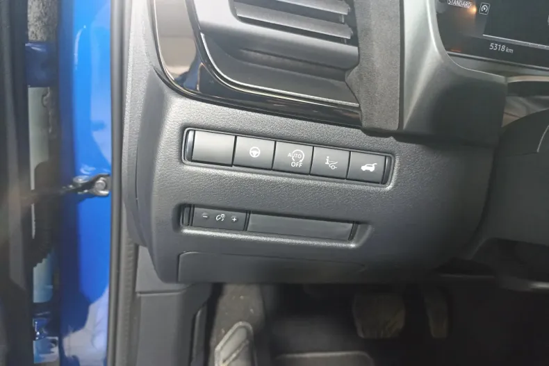 Nissan Qashqai din 2025 cu 6.000 km - oferta NIS219561 - foto 13