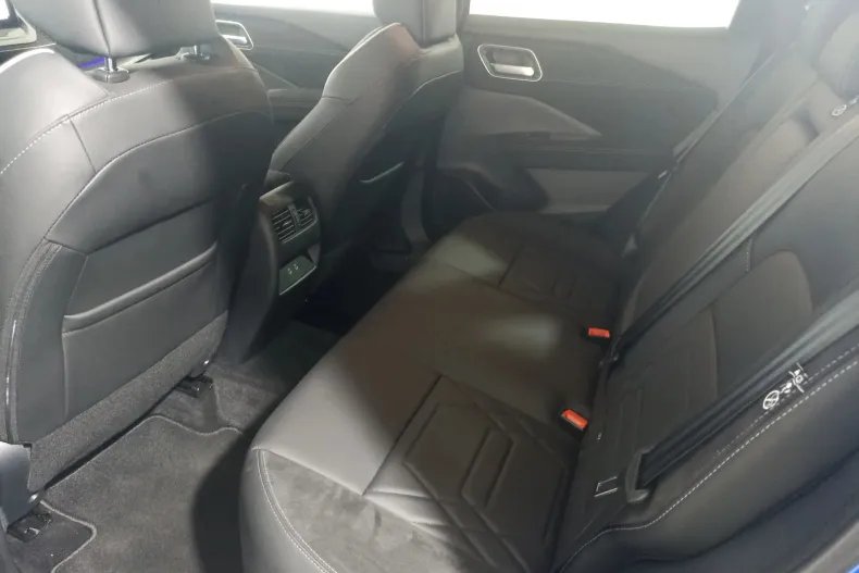 Nissan Qashqai din 2025 cu 6.000 km - oferta NIS219561 - foto 15